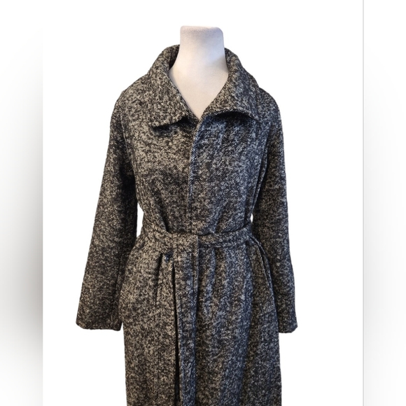 Babaton Gray Light Weight Coat Fabric made in Italy - Picture 9 of 14